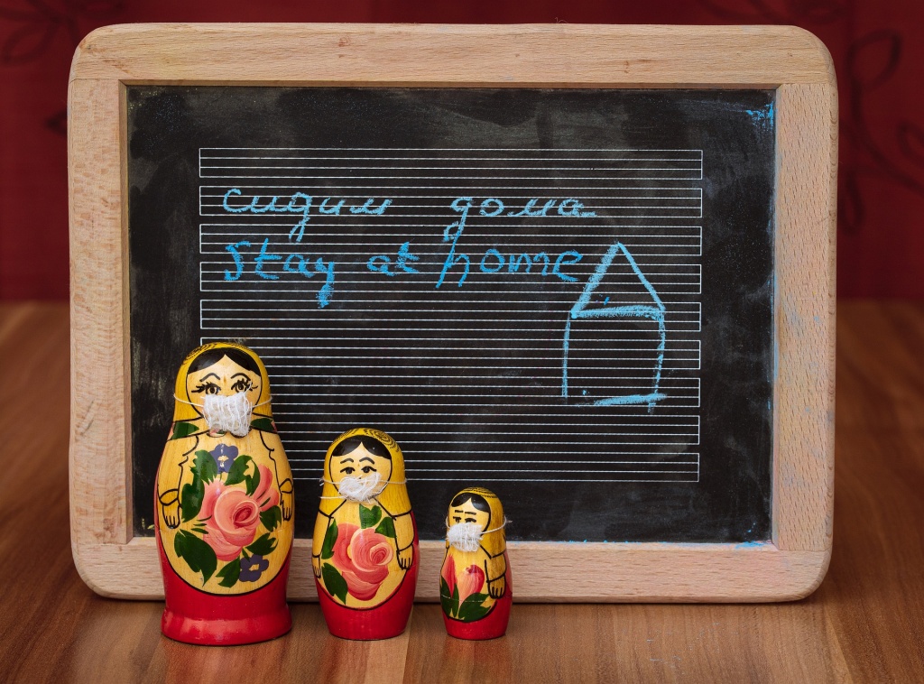 Коронавирус в России: реакция государства и церкви 