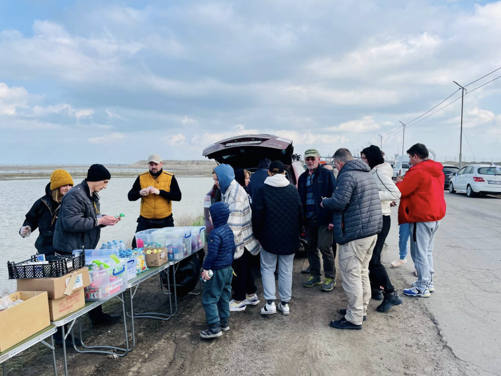 Любовь без границ. Служение беженцам на границе в Крыму